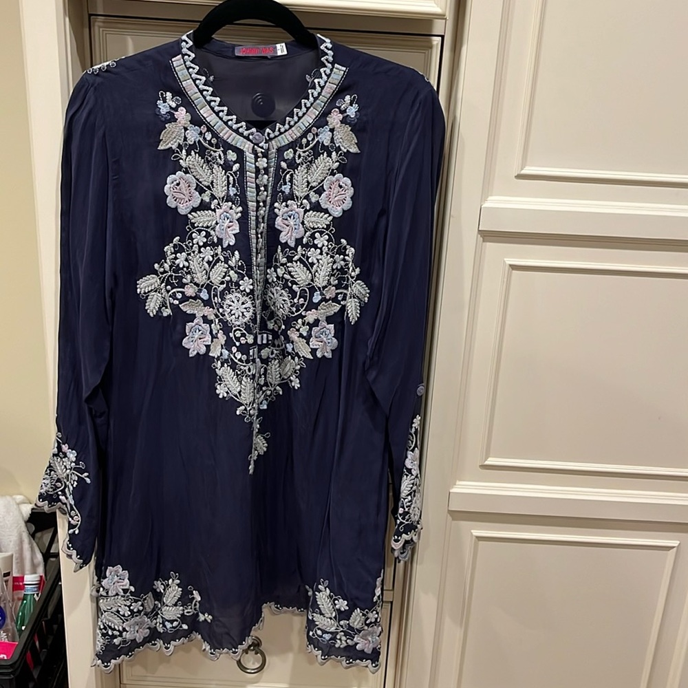 Johnny Was l/s tunic size large, dark blue